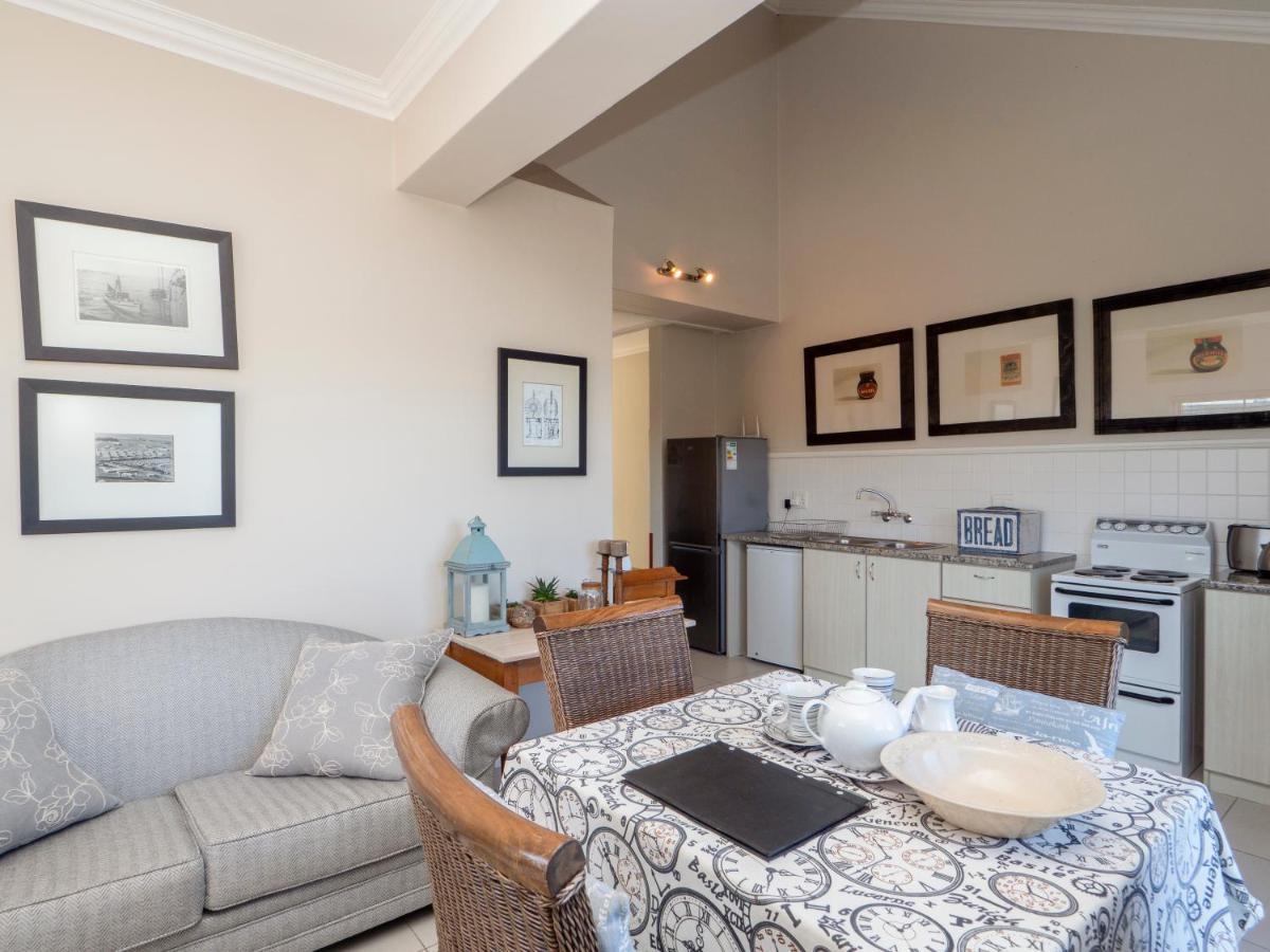 Guadeloupe Self Catering Apartment Knysna Exterior photo