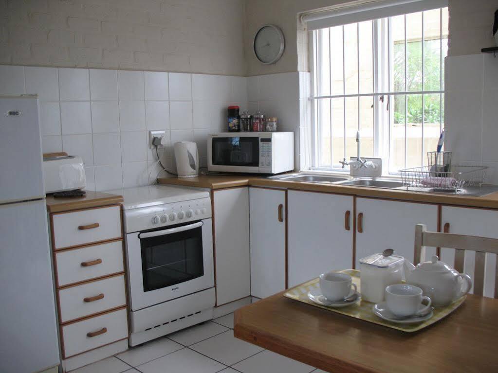 Guadeloupe Self Catering Apartment Knysna Exterior photo