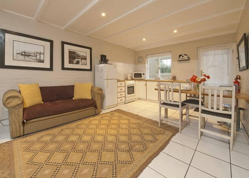 Guadeloupe Self Catering Apartment Knysna Exterior photo